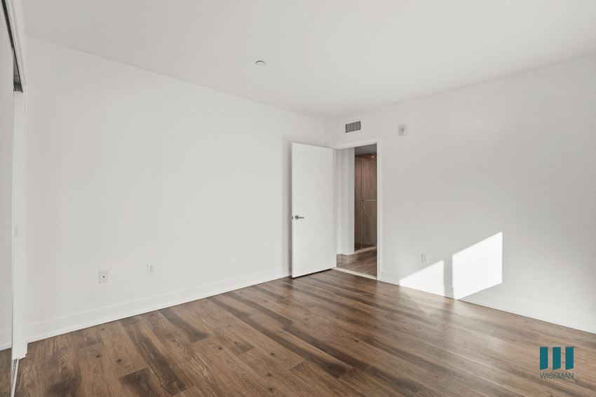 Colby Missouri By Wiseman Apartments, 1836 Colby Ave., Los Angeles, CA